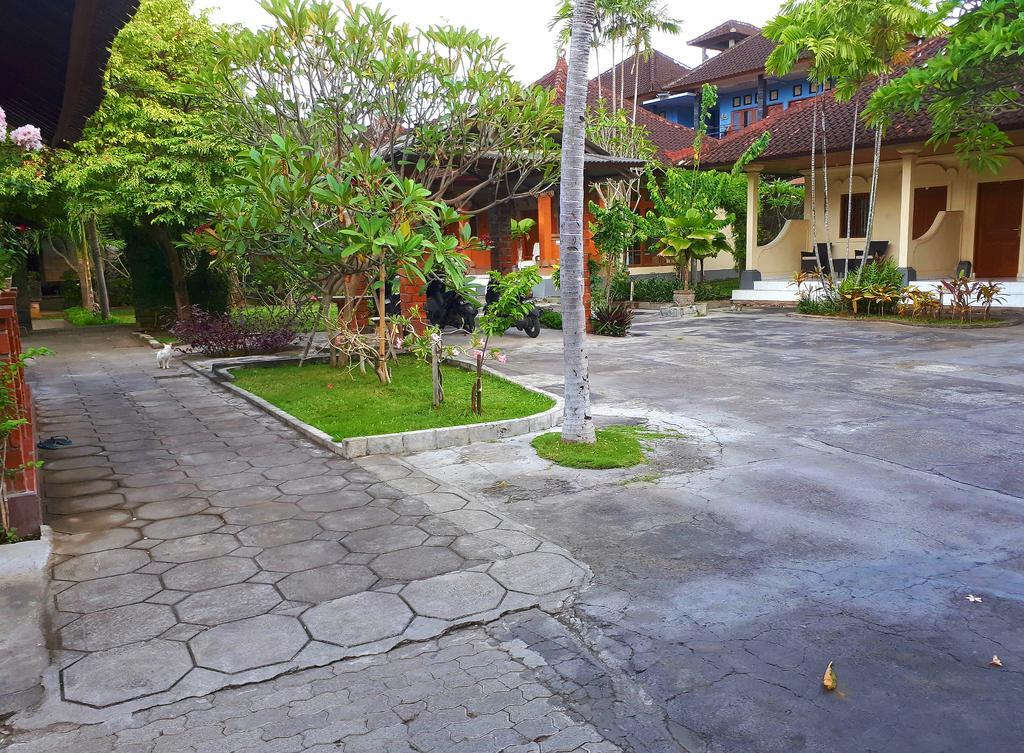 Puspa Ayu Kuta  Exterior photo