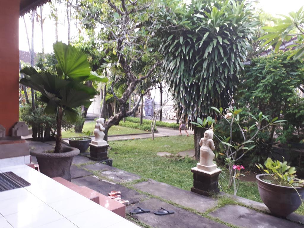 Puspa Ayu Kuta  Exterior photo